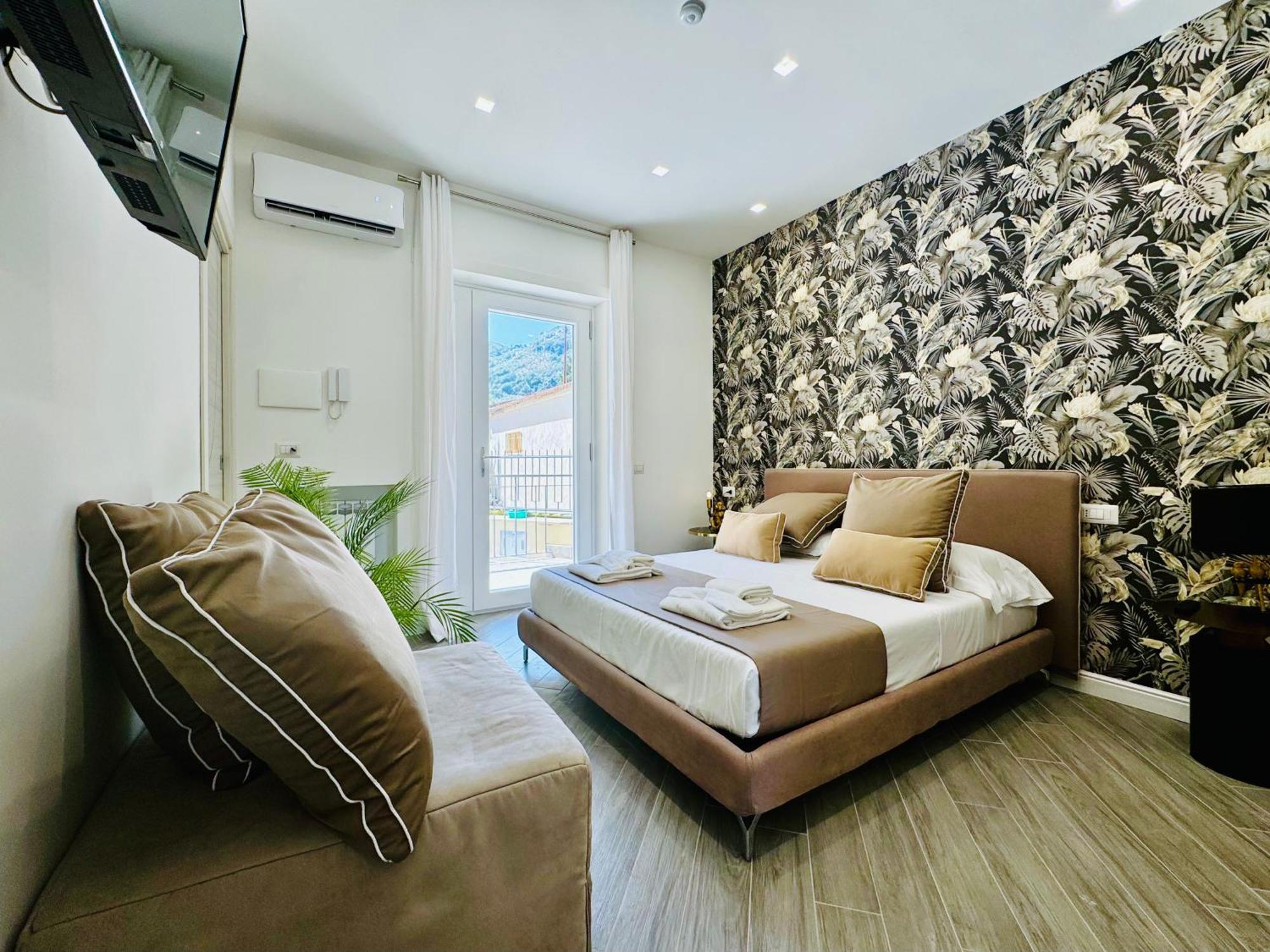 Yourhome - Santa Lucia Rooms Sorrento Eksteriør bilde
