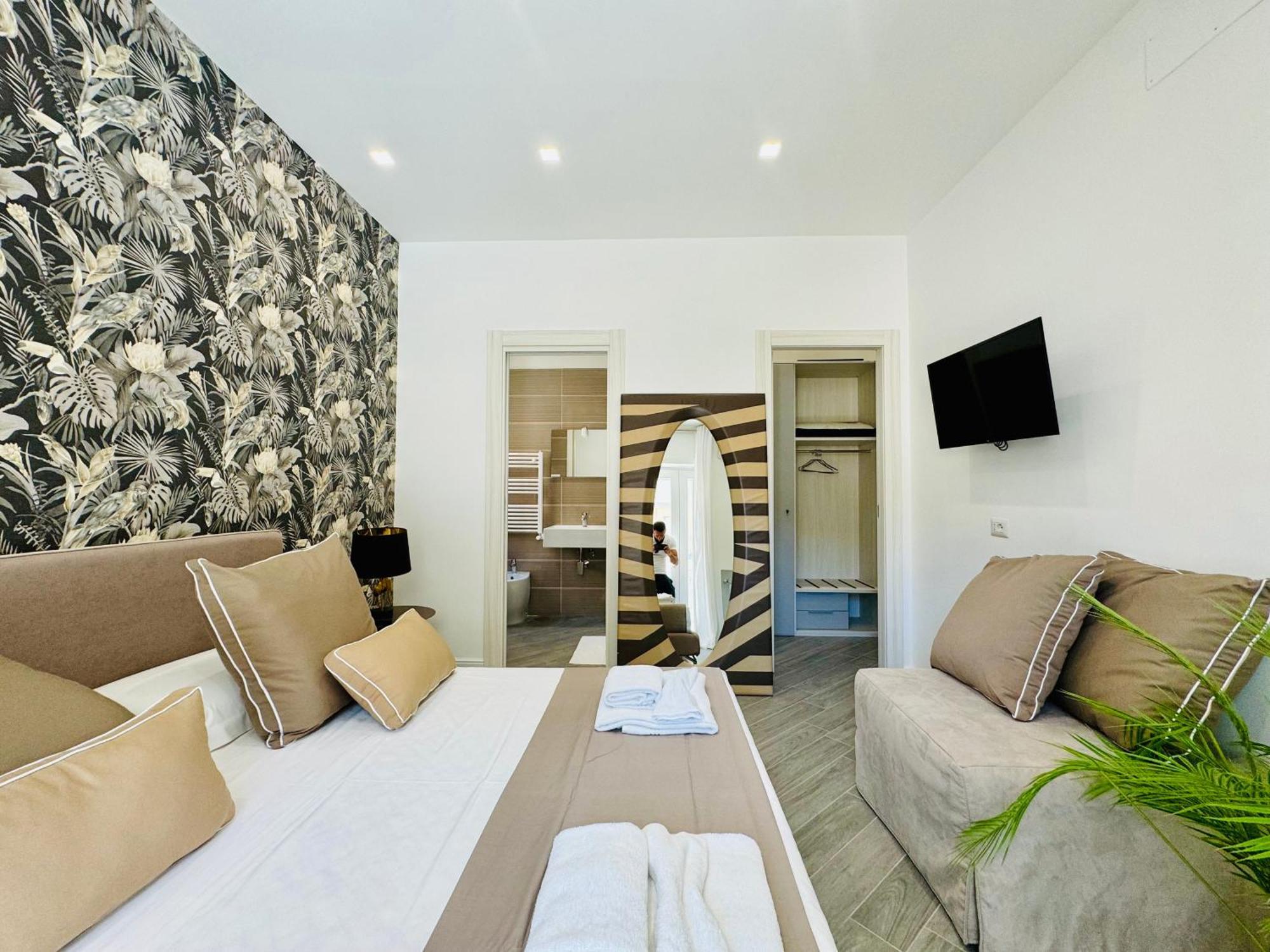 Yourhome - Santa Lucia Rooms Sorrento Eksteriør bilde