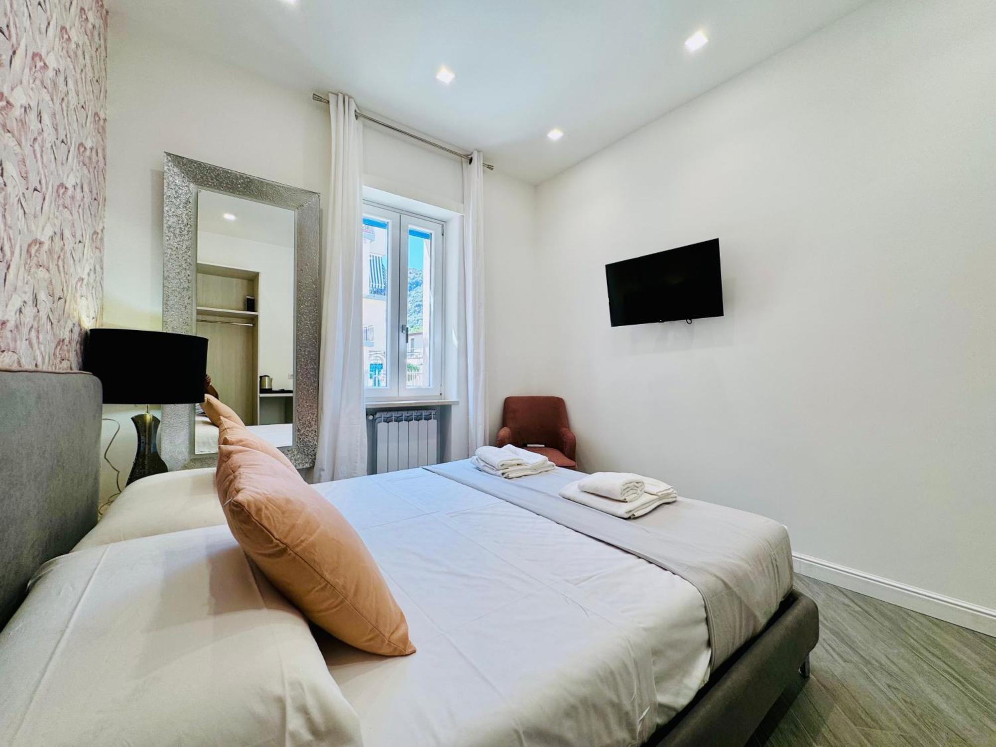 Yourhome - Santa Lucia Rooms Sorrento Eksteriør bilde