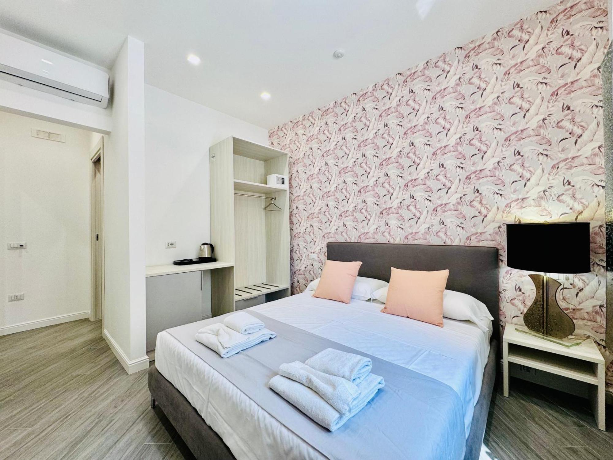 Yourhome - Santa Lucia Rooms Sorrento Eksteriør bilde